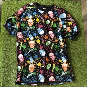 Karl‎ Kani Premium XL Shirt Multicolor Skulls Roses Guns Graphic Streetwear